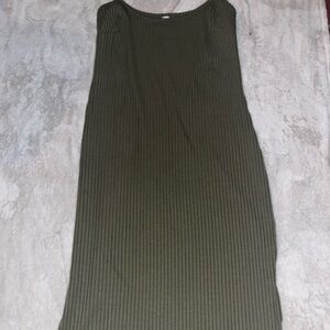 Green Ribbed Sleeveless‎ Maxi Dress